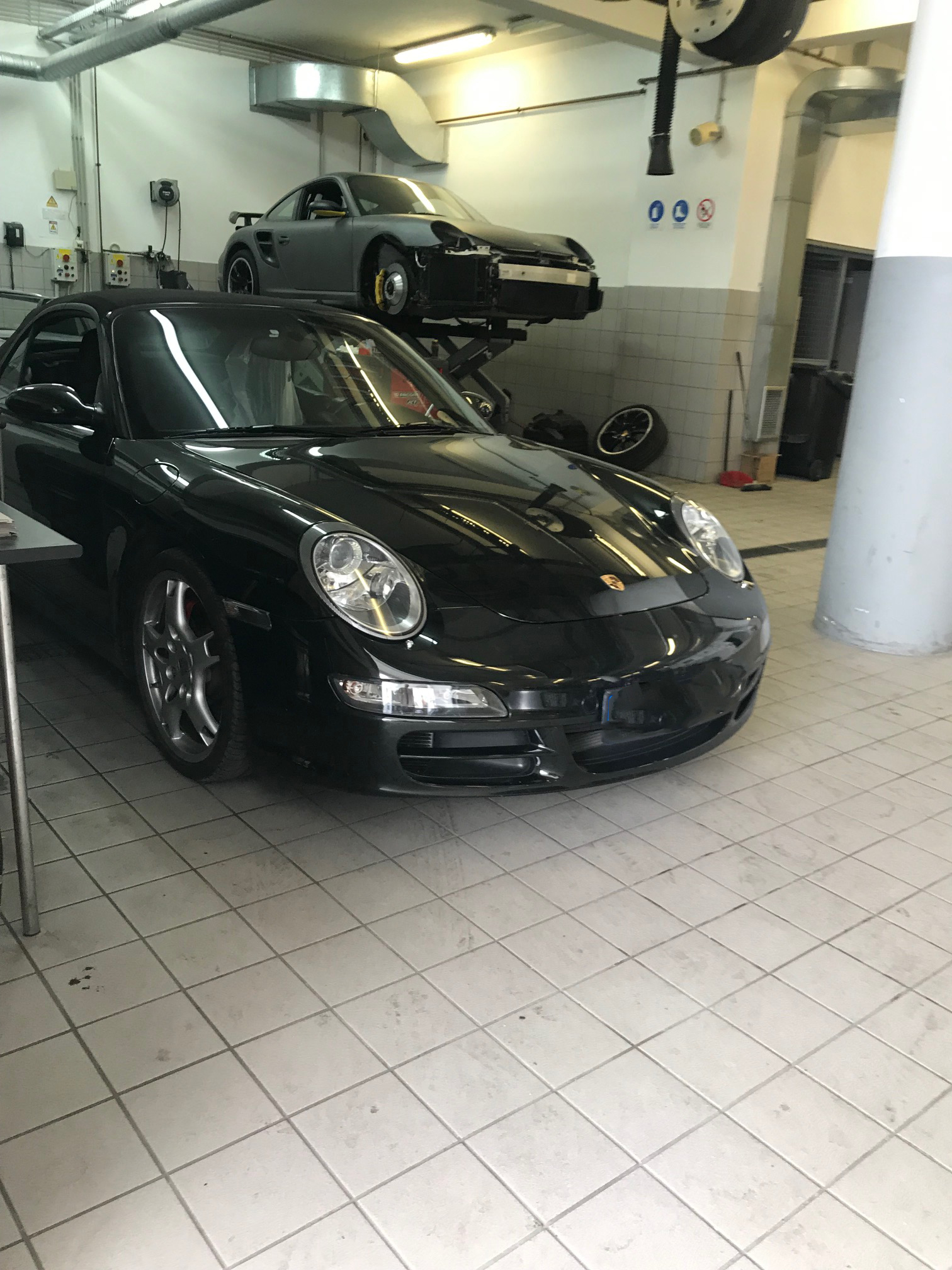 IMG_0086 Black Porsche